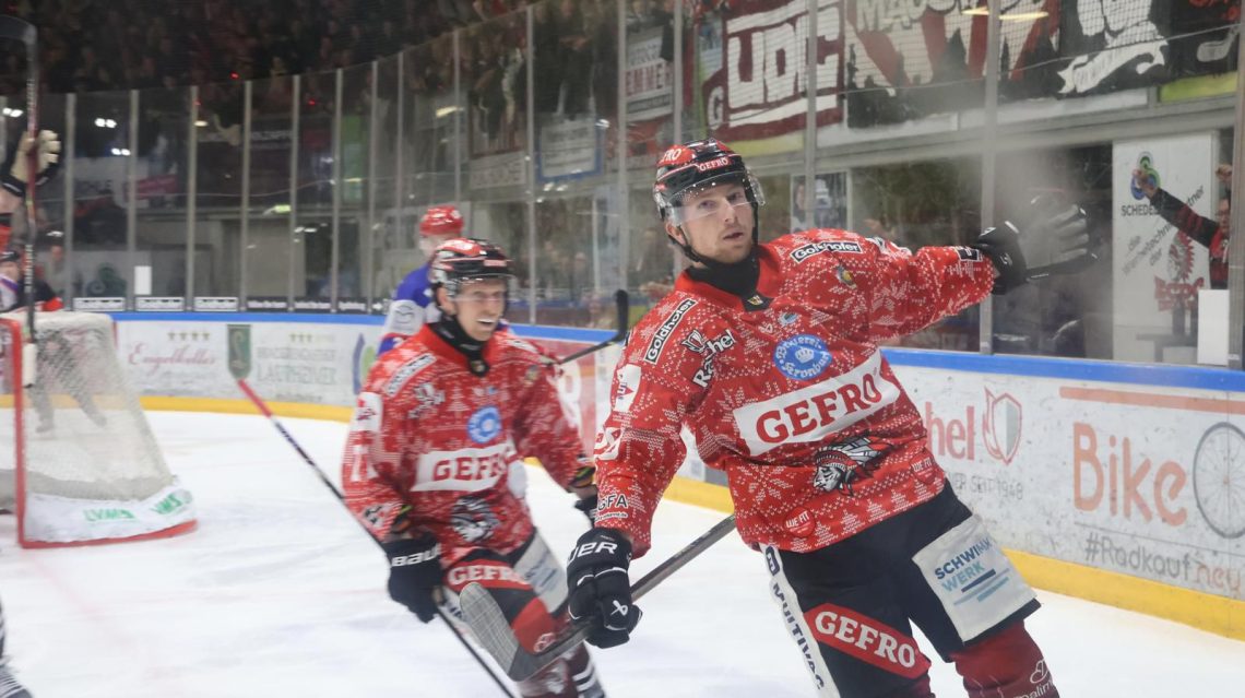 PHOTO-2025-12-23-23-18-34